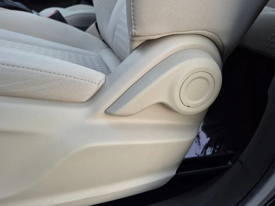 ام جي 5 COM 2024 