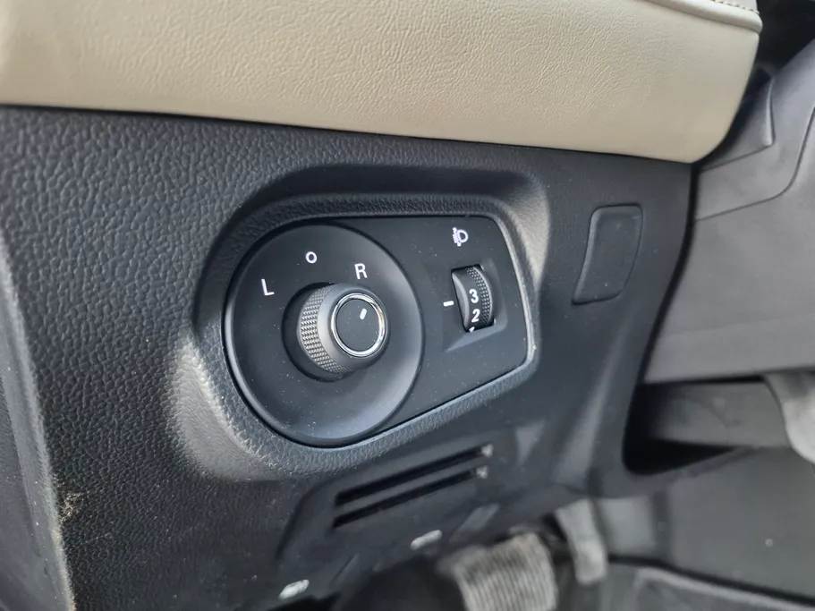 ام جي 5 COM 2024 