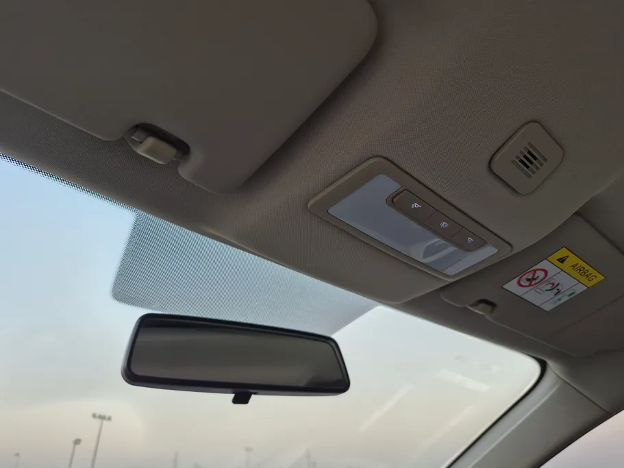 ام جي 5 COM 2024 