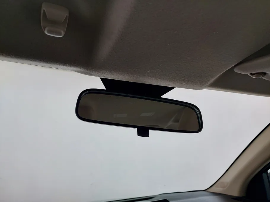 2023 Toyota Yaris  Y 