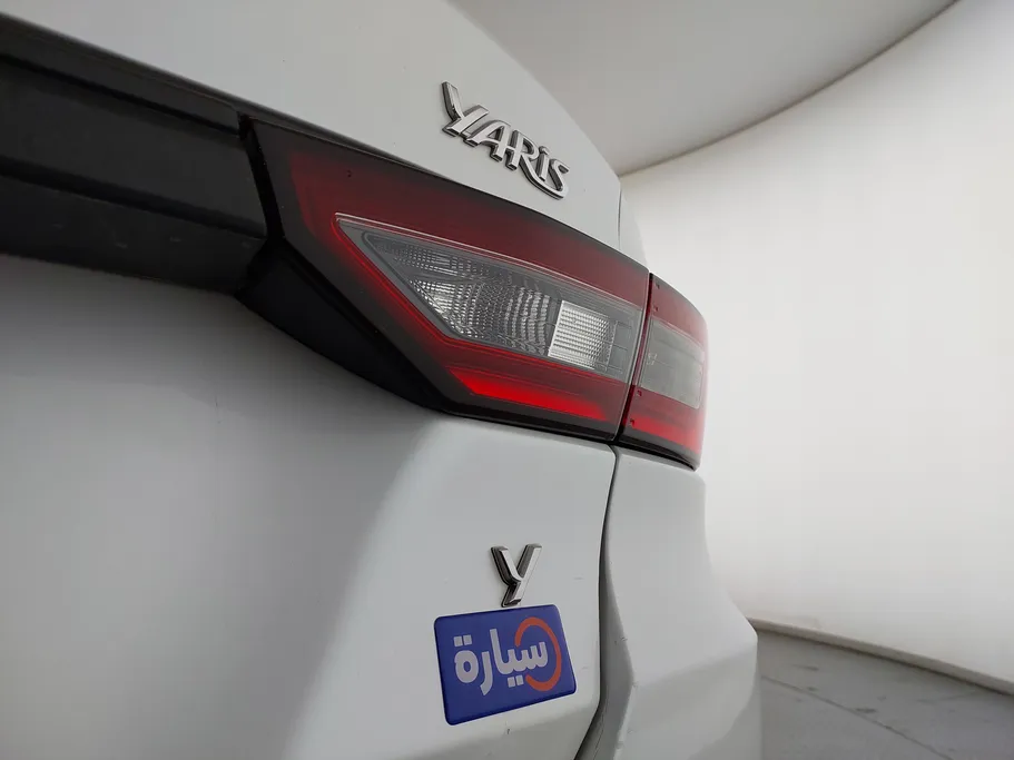 2023 Toyota Yaris  Y 