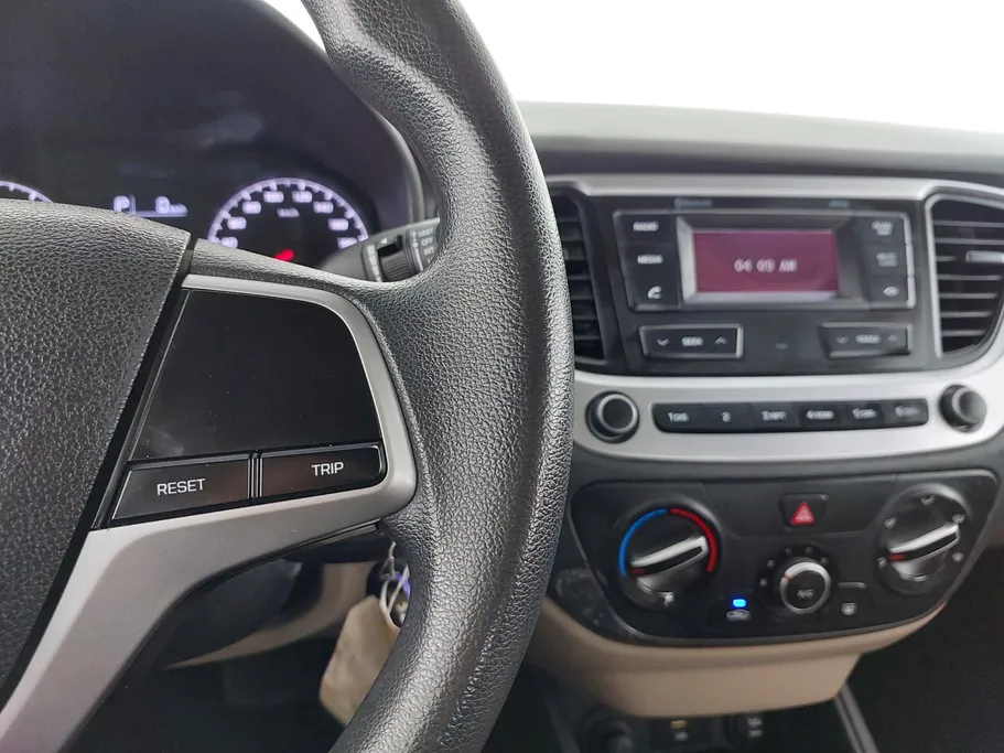 هيونداي اكسنت سمارت 2022 