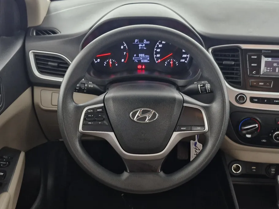 هيونداي اكسنت سمارت 2023 