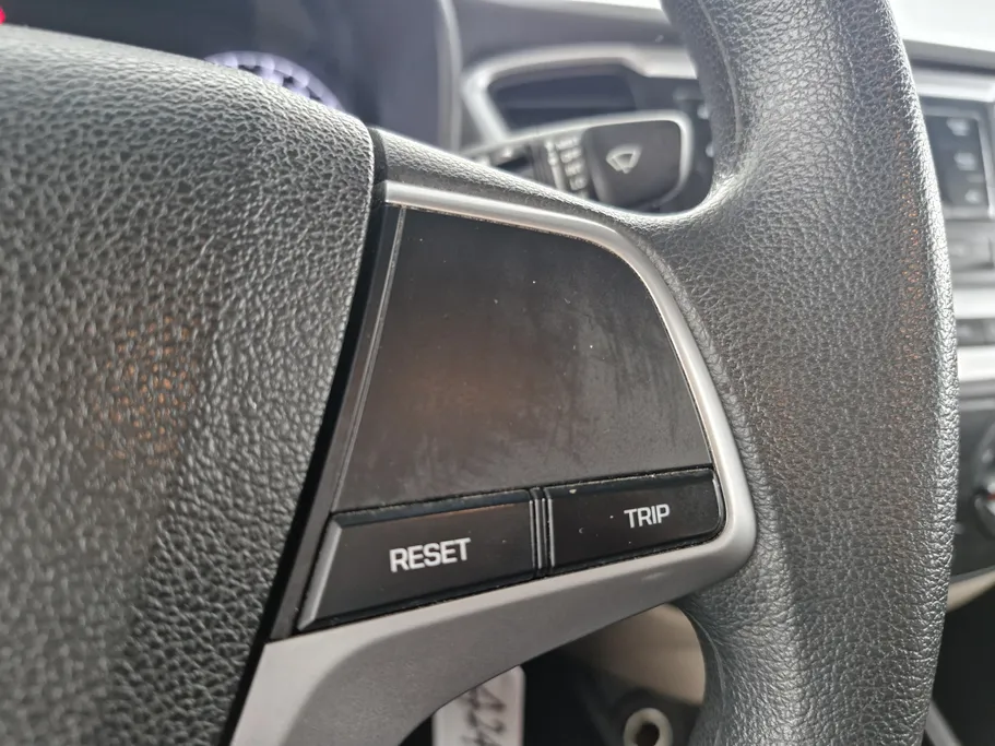 هيونداي اكسنت سمارت 2023 