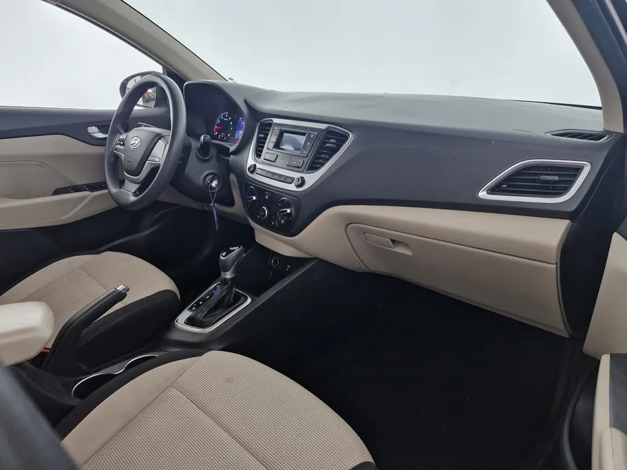 هيونداي اكسنت سمارت 2023 