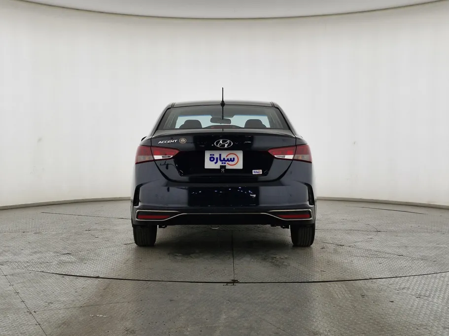 هيونداي اكسنت سمارت 2023 