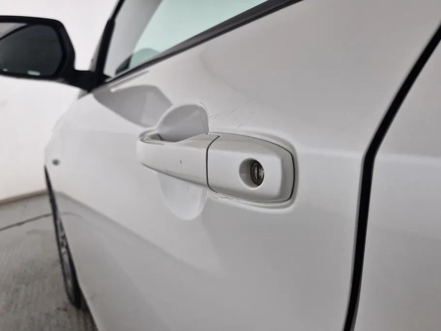 2023 Toyota Yaris  Y 