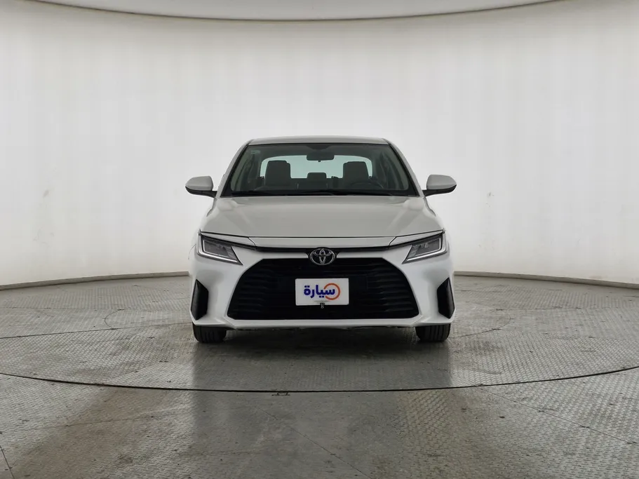 2023 Toyota Yaris  Y 