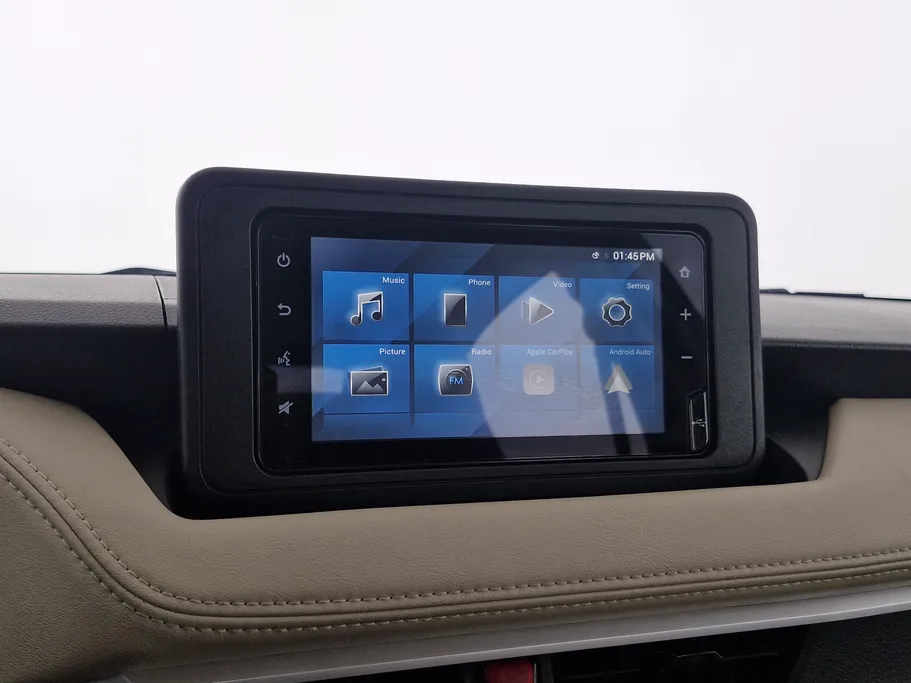 2023 Toyota Yaris  Y 