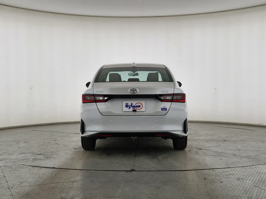 2023 Toyota Yaris  Y 