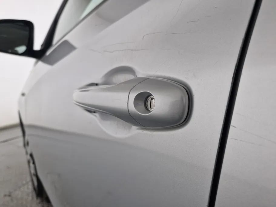 2022 Toyota Yaris  Y 