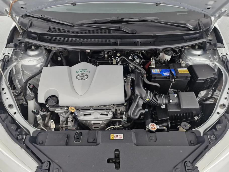 2022 Toyota Yaris  Y 