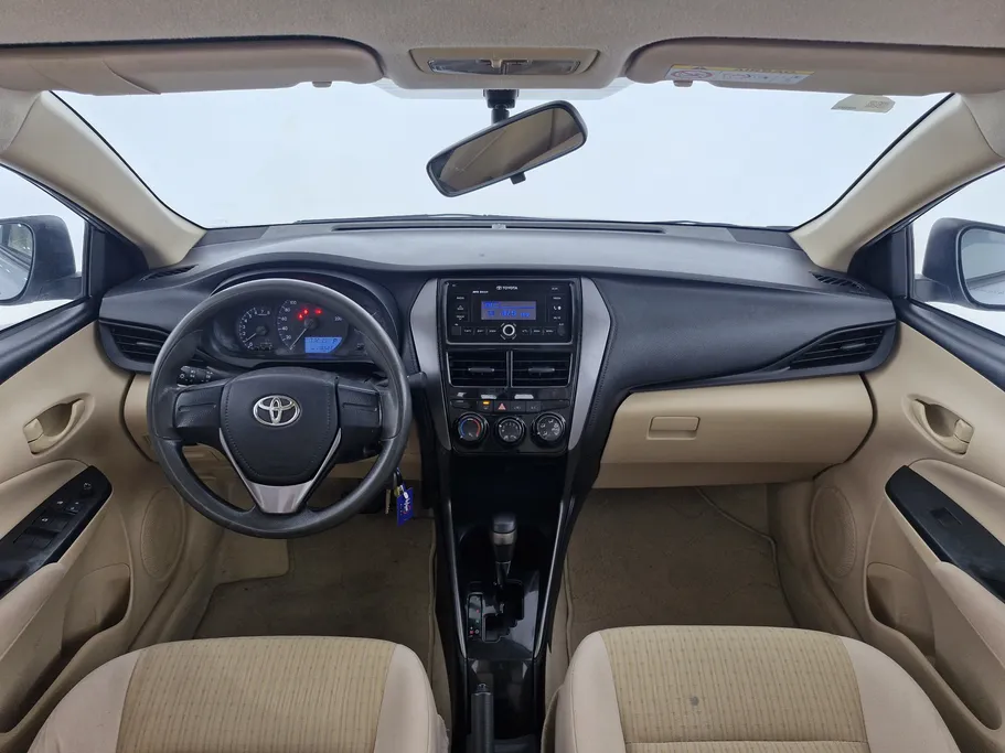 2022 Toyota Yaris  Y 