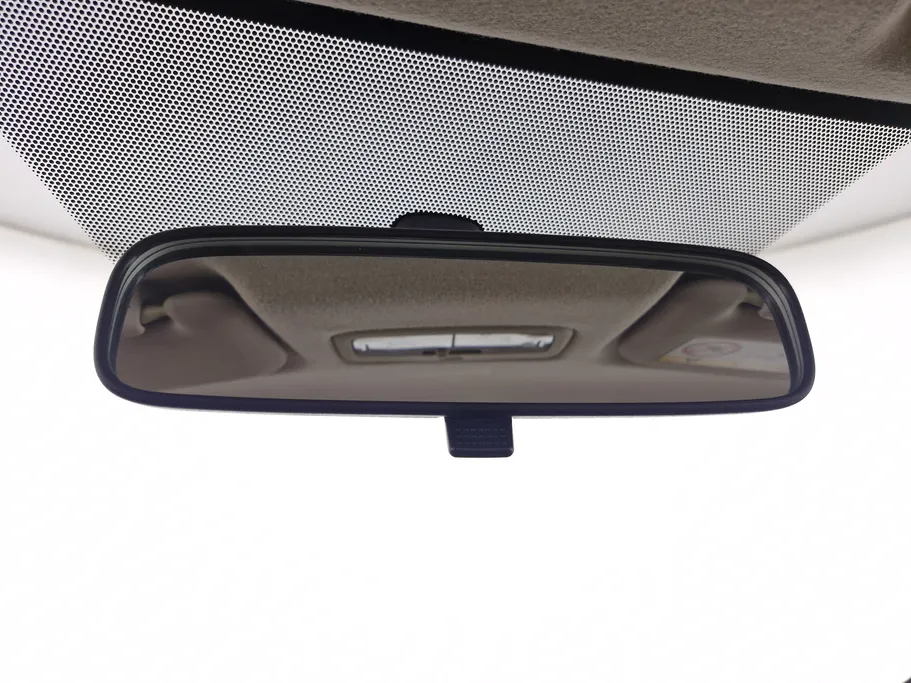 2022 Toyota Yaris  Y 