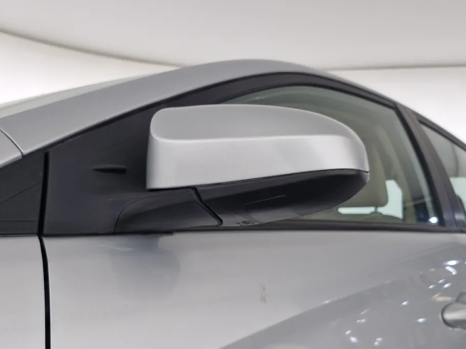 2022 Toyota Yaris  Y 