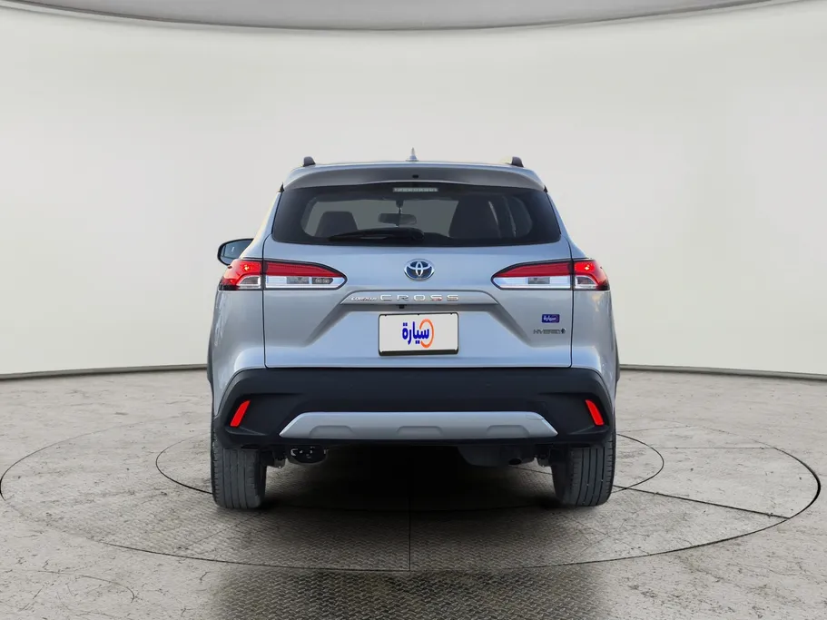 2024 Toyota Corolla Cross XLE HEV 