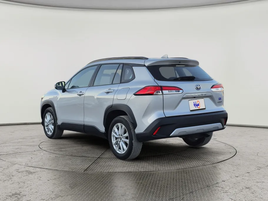 2024 Toyota Corolla Cross XLE HEV 