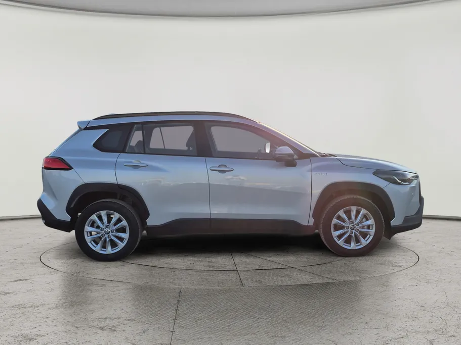 2024 Toyota Corolla Cross XLE HEV 