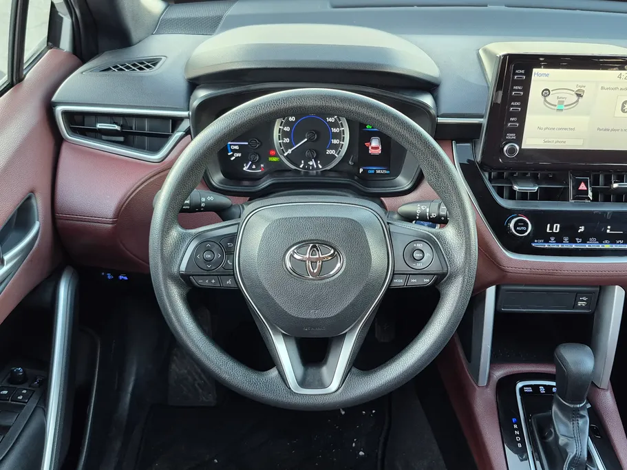 2024 Toyota Corolla Cross XLE HEV 