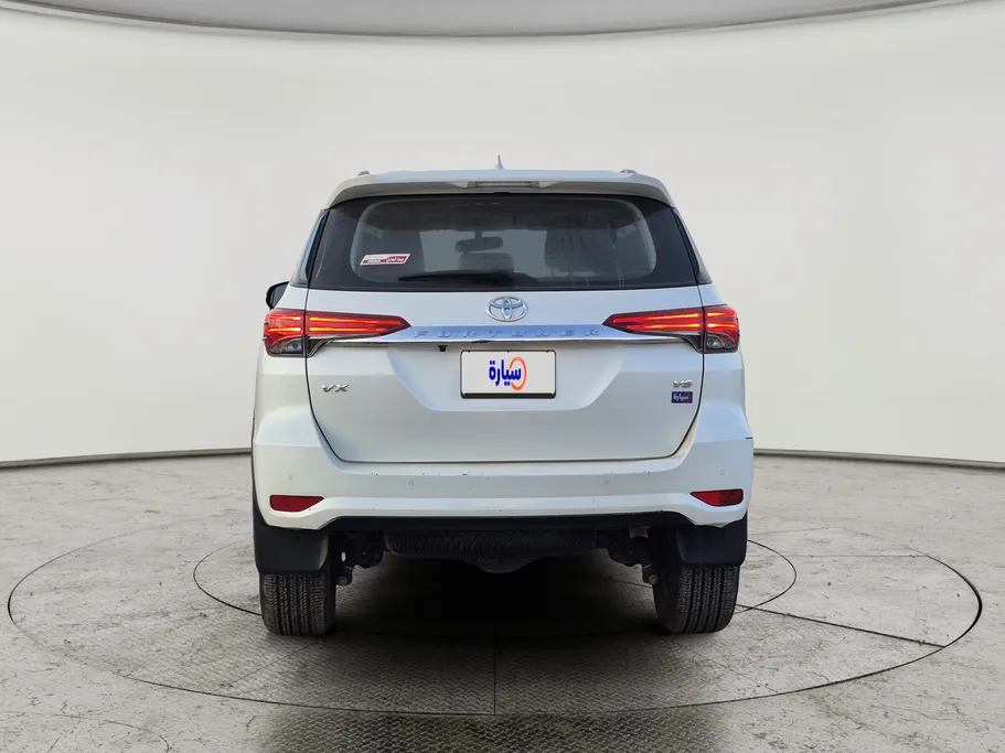 2022 Toyota Fortuner VX 