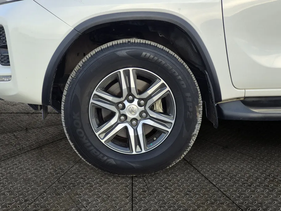 2022 Toyota Fortuner VX 