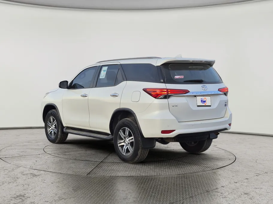 2022 Toyota Fortuner VX 