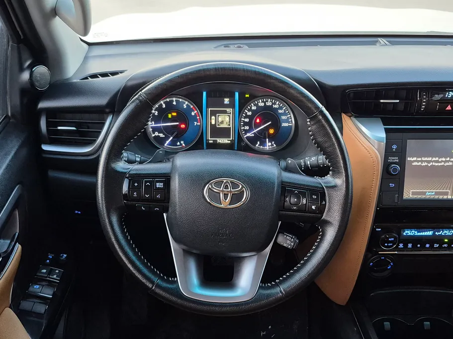 2022 Toyota Fortuner VX 