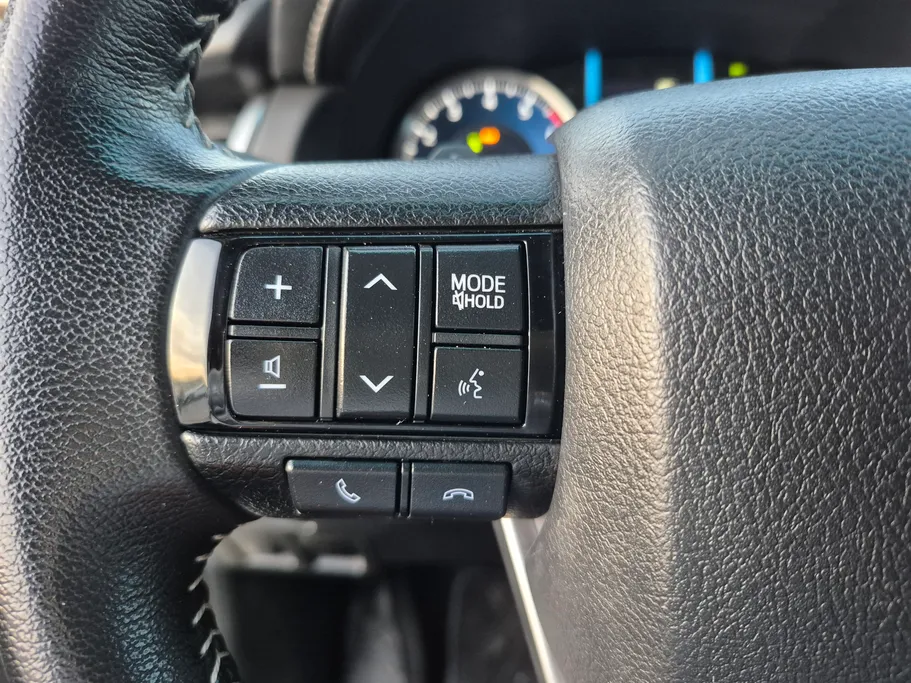 2022 Toyota Fortuner VX 