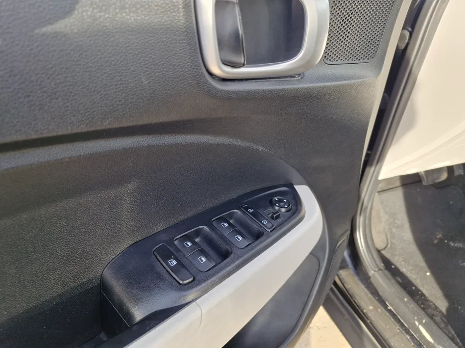 2024 Hyundai Venue Smart 