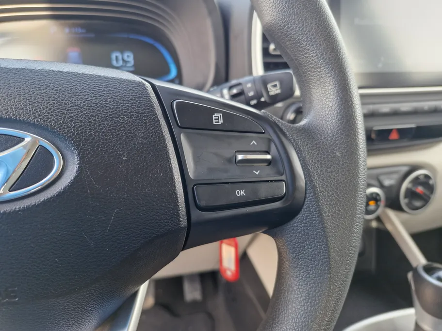 2024 Hyundai Venue Smart 