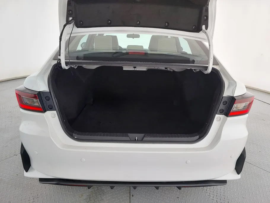 2023 Toyota Yaris  Y 