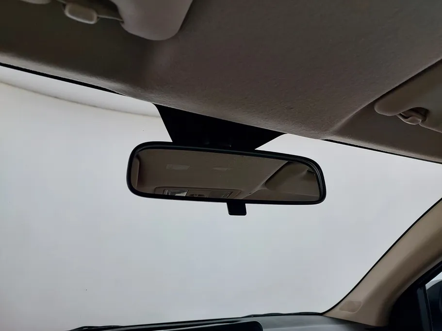 2023 Toyota Yaris  Y 