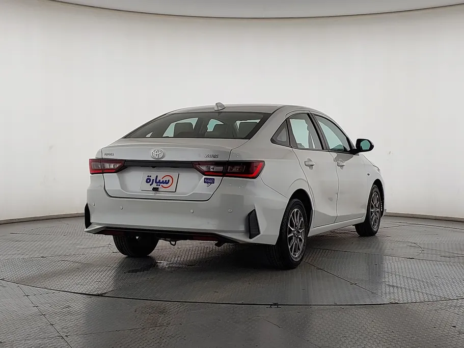 2023 Toyota Yaris  Y 