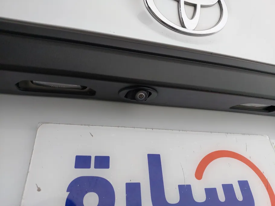 2023 Toyota Yaris  Y 