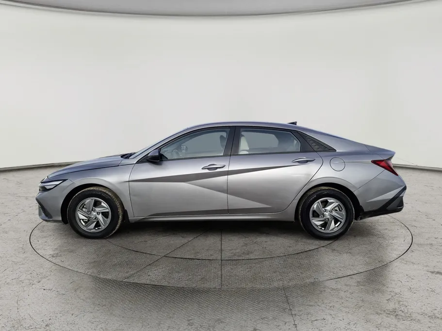 2024 Hyundai Elantra Fleet 