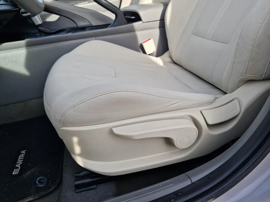 2024 Hyundai Elantra Fleet 