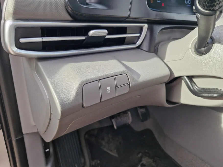 2024 Hyundai Elantra Fleet 