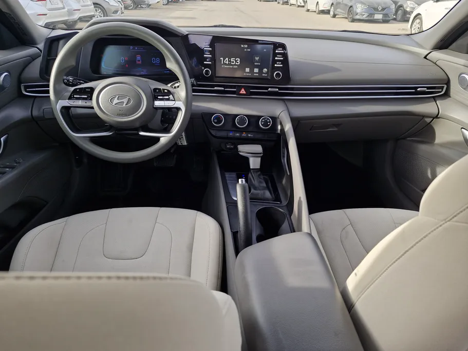 2024 Hyundai Elantra Fleet 