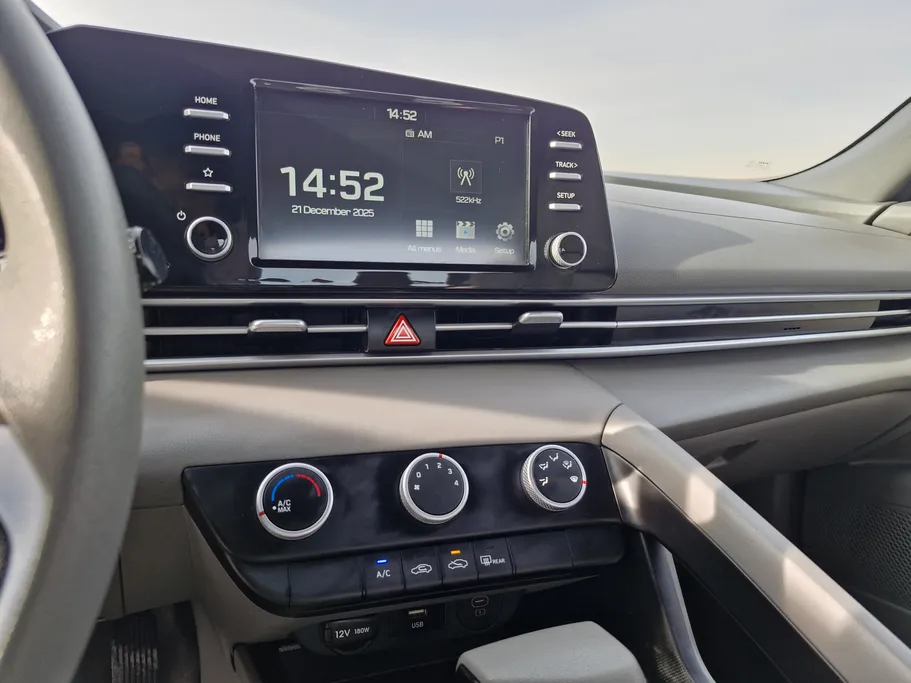 2024 Hyundai Elantra Fleet 