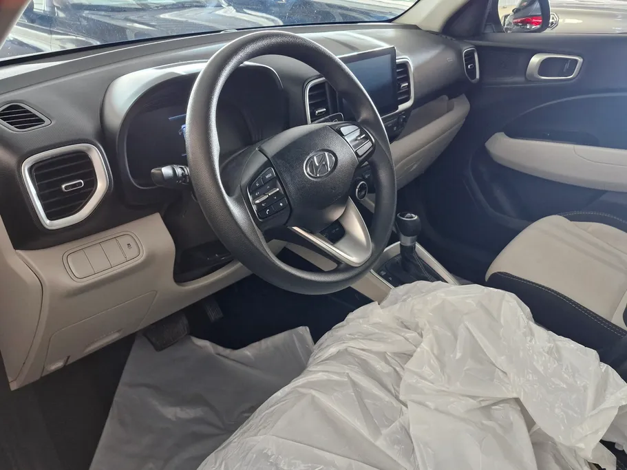 2024 Hyundai Venue Smart 