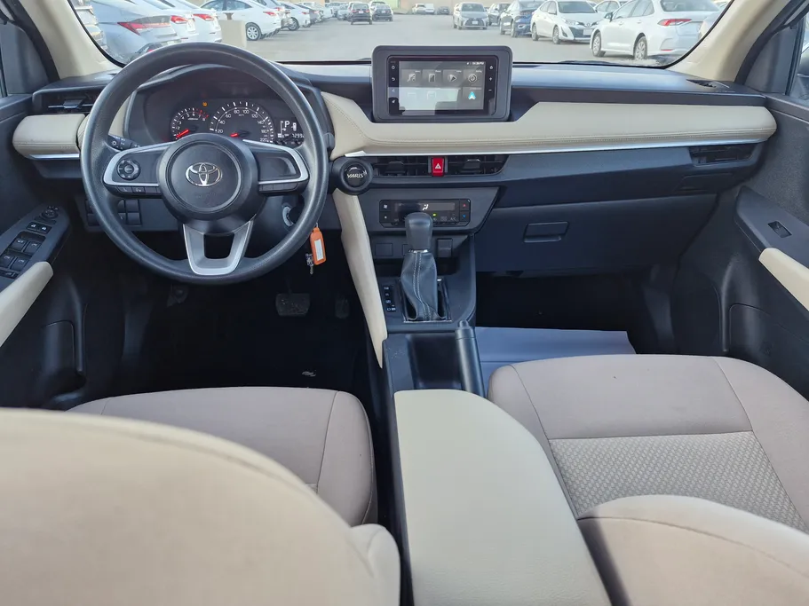 2024 Toyota Yaris  Y 