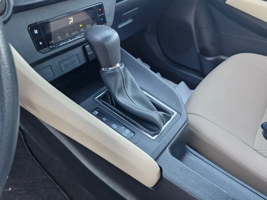 2024 Toyota Yaris  Y 