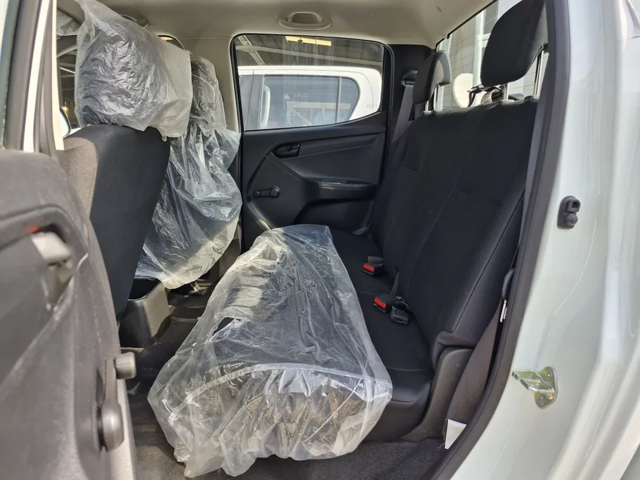 2024 Isuzu D-max DC 4x4 Diesel 