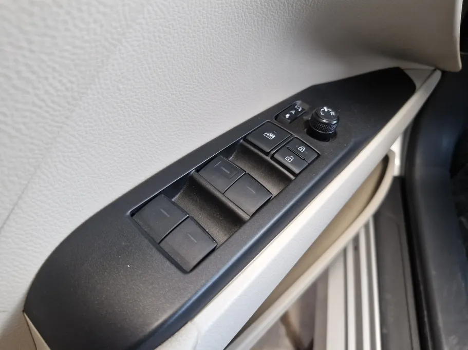 تويوتا كامري GLE 2024 