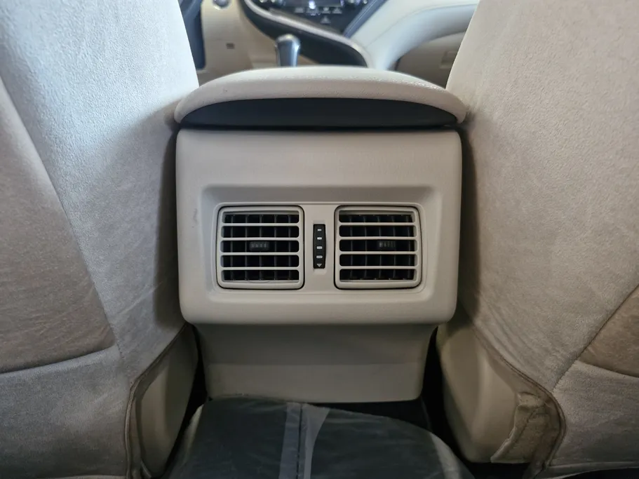 تويوتا كامري GLE 2024 