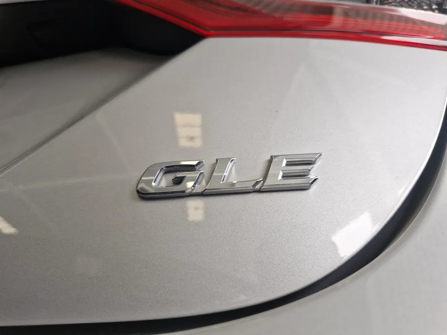 تويوتا كامري GLE 2024 