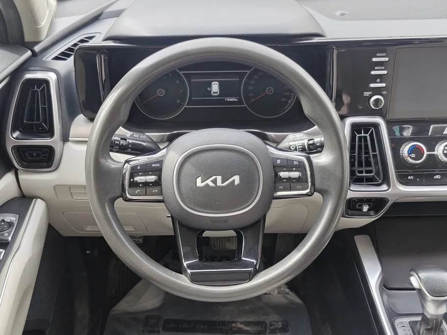 2022 Kia Sorento LX 