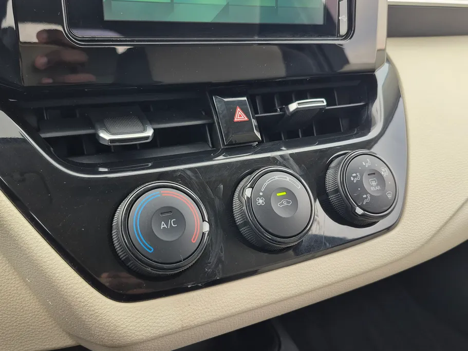 تويوتا كورولا XLI 2024 