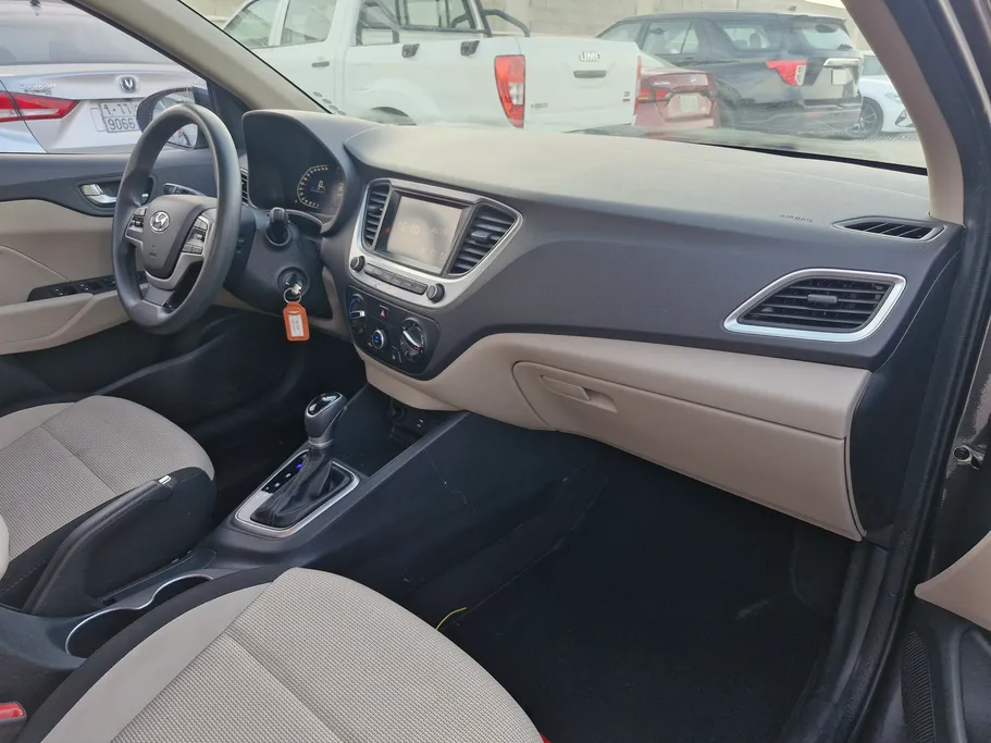 2023 Hyundai Accent Smart 