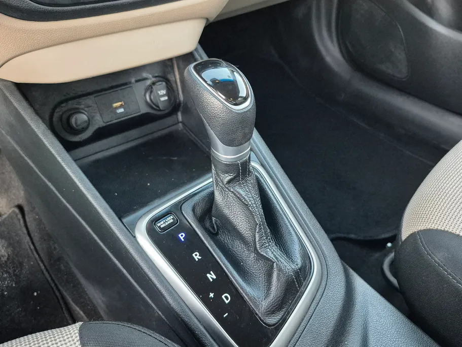 هيونداي اكسنت سمارت 2022 